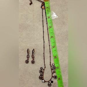 Costume jewelry 16”copper tone necklace with matching earrings